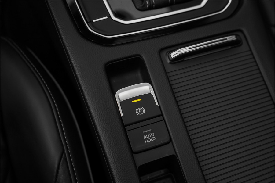 Volkswagen Arteon Shooting Brake 1.4 TSI eHybrid R-Line Pano HUD 360° Massage