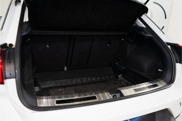 Volkswagen T-Roc 1.0 TSI Business R-Line 116PK | Pano | LED | Carplay | Virtual |