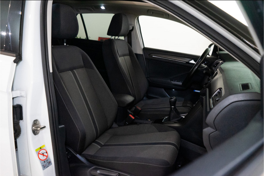 Volkswagen T-Roc 1.0 TSI Business R-Line 116PK | Pano | LED | Carplay | Virtual |