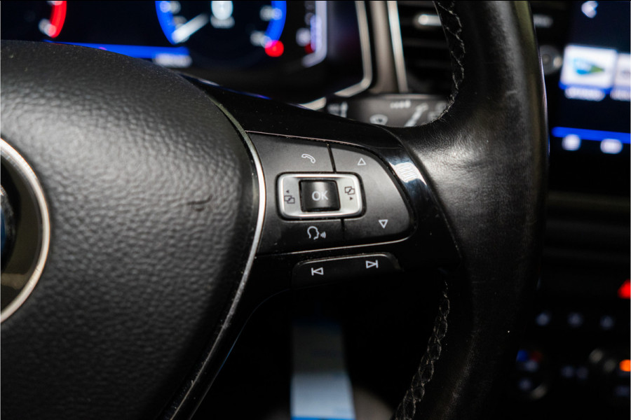 Volkswagen T-Roc 1.0 TSI Business R-Line 116PK | Pano | LED | Carplay | Virtual |