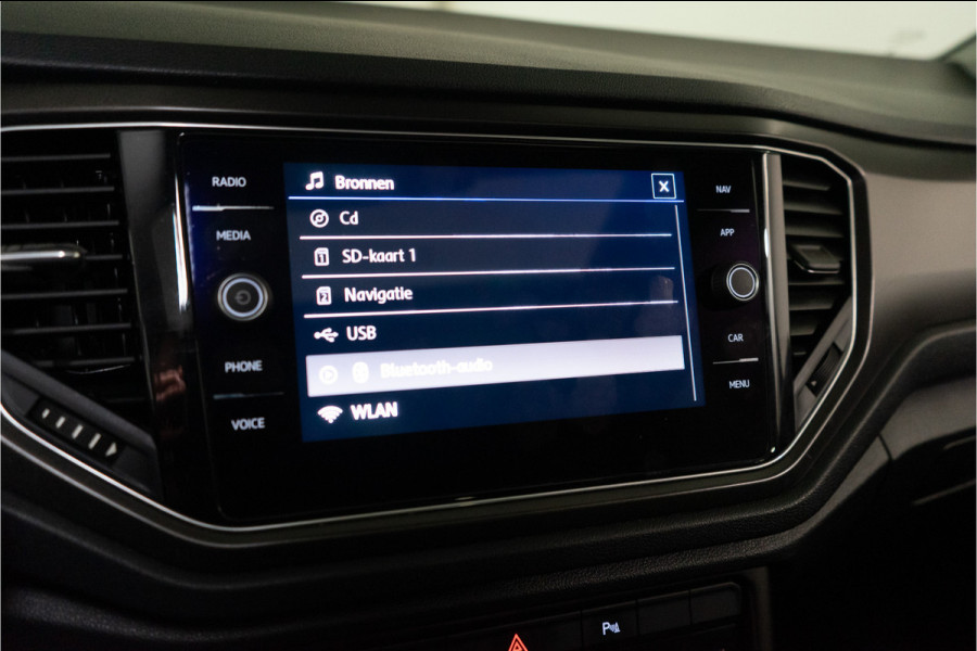 Volkswagen T-Roc 1.0 TSI Business R-Line 116PK | Pano | LED | Carplay | Virtual |