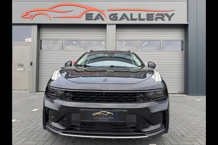 Lynk & Co 01 1.5 Bomvol Black Edition 261PK 360°Camera Zwarte hemel