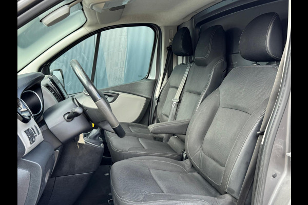 Renault Trafic 1.6 dCi T29 L2H1 (Nissan NV300) * Cruise Control * Parkeersensoren * Trekhaak *