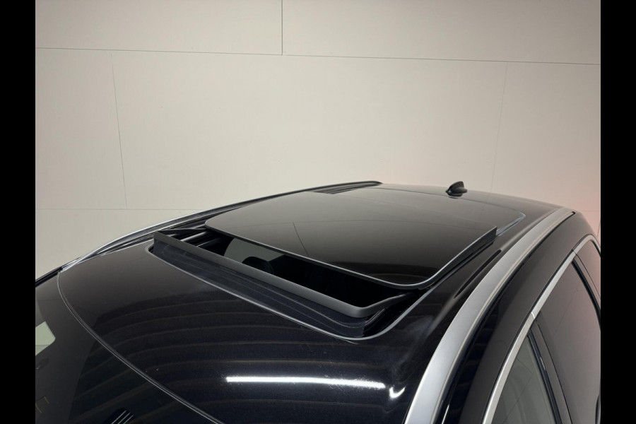 Volvo XC60 2.0 T8 Twin Engine AWD R-Design Luchtv. Pano H/K HUD 360°