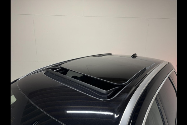 Volvo XC60 2.0 T8 Twin Engine AWD R-Design Luchtv. Pano H/K HUD 360°