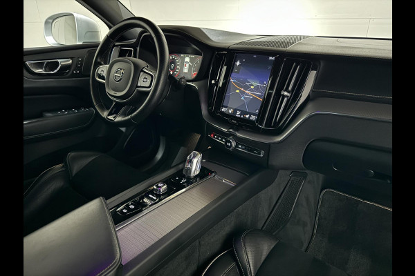 Volvo XC60 2.0 T8 Twin Engine AWD R-Design Luchtv. Pano H/K HUD 360°