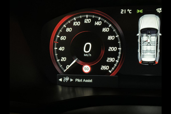 Volvo XC60 2.0 T8 Twin Engine AWD R-Design Luchtv. Pano H/K HUD 360°
