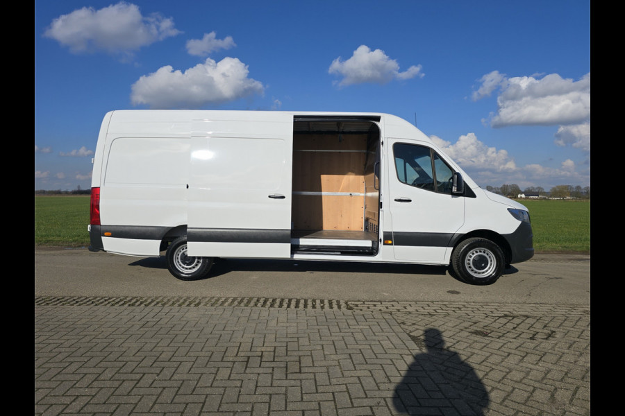 Mercedes-Benz Sprinter 317 1.9 CDI L3 H2 RWD - 170 Pk - Euro 6 - Camera - StoelVerwarming - MBUX