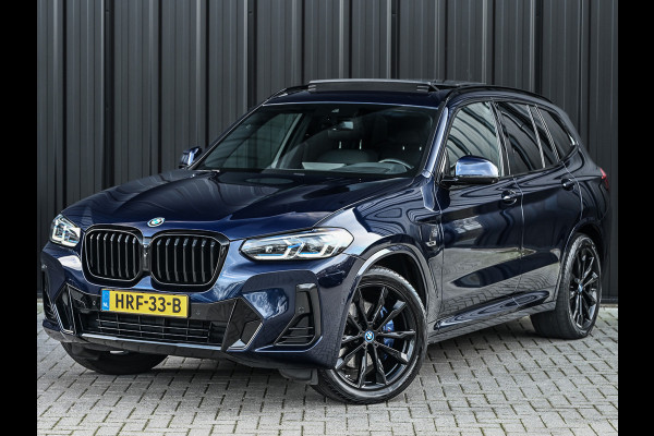 BMW X3 xDrive30e High Executive · M-Sport Pro · Comfort access · Head-up · Panoramadak · Adaptive cruise · Memory seats · Stuurverwarmi