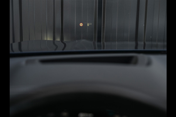 BMW X3 xDrive30e High Executive · M-Sport Pro · Comfort access · Head-up · Panoramadak · Adaptive cruise · Memory seats · Stuurverwarmi