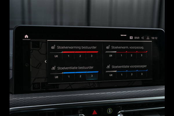 BMW X3 xDrive30e High Executive · M-Sport Pro · Comfort access · Head-up · Panoramadak · Adaptive cruise · Memory seats · Stuurverwarmi