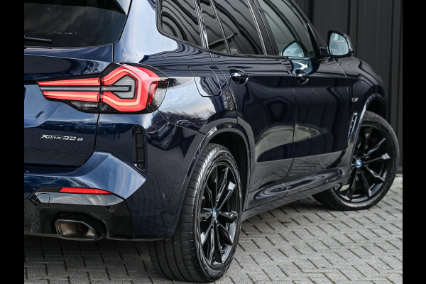 BMW X3 xDrive30e High Executive · M-Sport Pro · Comfort access · Head-up · Panoramadak · Adaptive cruise · Memory seats · Stuurverwarmi