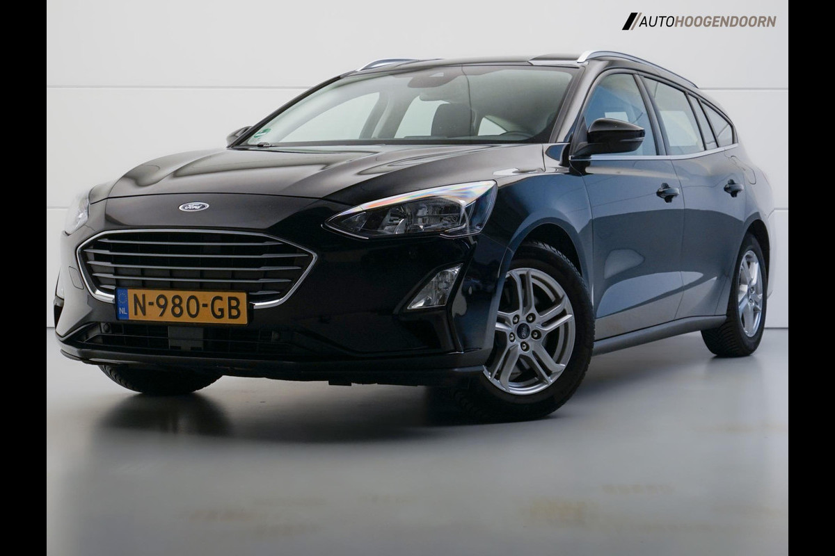 Ford FOCUS Wagon 1.0 EcoBoost Deluxe (APPLE CARPLAY,LED VERLICHTING,CRUISE CONTROL,ACHTERUITRIJCAMERA,PARKEERSENSOREN,TOPCONDITIE)