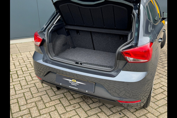 Seat Ibiza 1.0 TSI Style * Navigatie * Camera * Climate Control * Cruise *