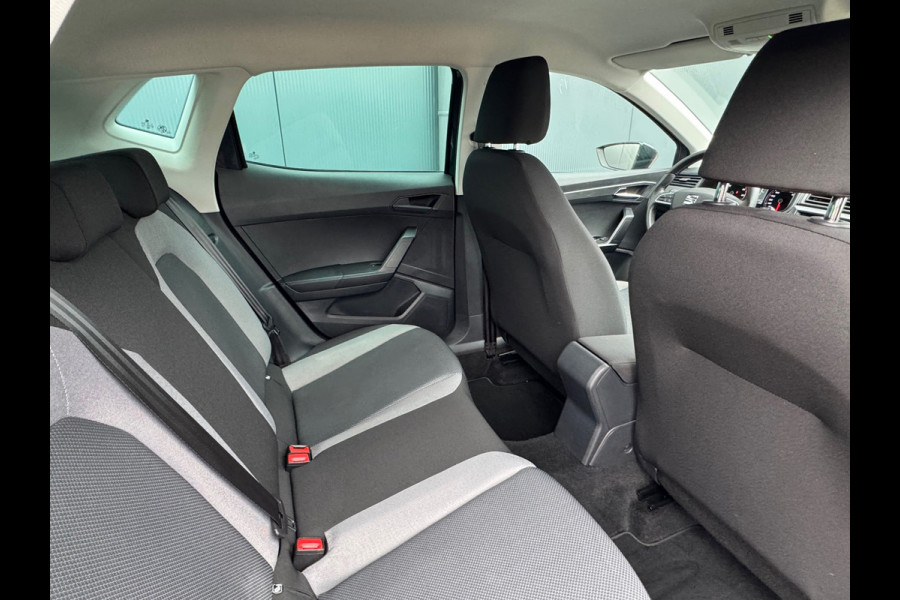 Seat Ibiza 1.0 TSI Style * Navigatie * Camera * Climate Control * Cruise *