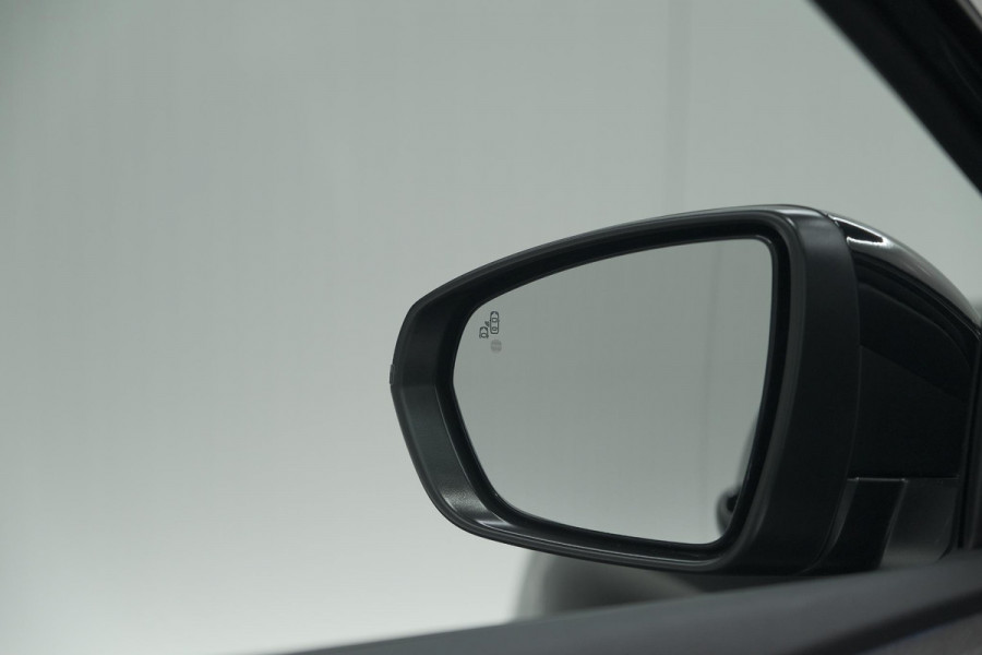 Peugeot 3008 1.2 Hybrid 136 GT | 360 Camera | Adaptieve Cruise Control | Elektrische Kofferklep | Stoelverwarming