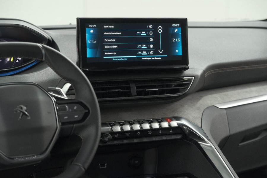 Peugeot 3008 1.2 Hybrid 136 GT | 360 Camera | Adaptieve Cruise Control | Elektrische Kofferklep | Stoelverwarming