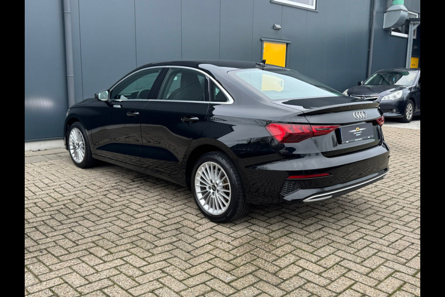 Audi A3 Limousine 30 TFSI Advanced edition * Navigatie * Parkeersensoren * Sportstoelen * Cruise Control *