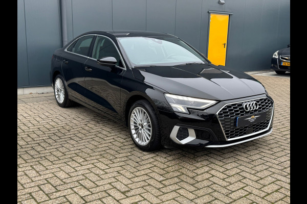 Audi A3 Limousine 30 TFSI Advanced edition * Navigatie * Parkeersensoren * Sportstoelen * Cruise Control *