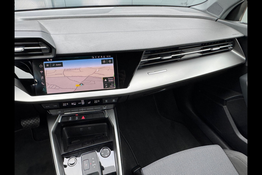 Audi A3 Limousine 30 TFSI Advanced edition * Navigatie * Parkeersensoren * Sportstoelen * Cruise Control *