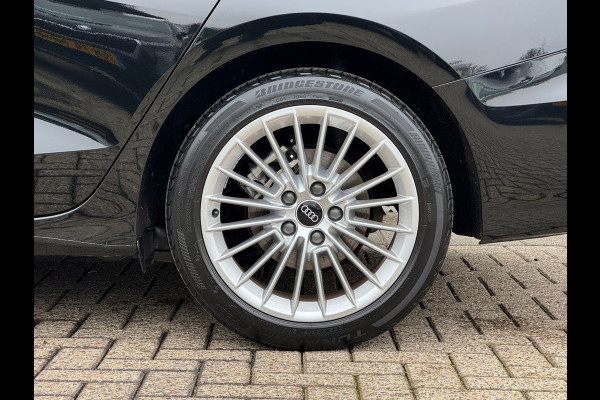 Audi A3 Limousine 30 TFSI Advanced edition * Navigatie * Parkeersensoren * Sportstoelen * Cruise Control *