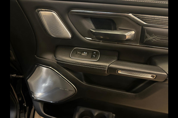 Dodge Ram 1500 5.7 V8 4x4 Crew Cab Limited |PANO|HK|LUCHTVERING|