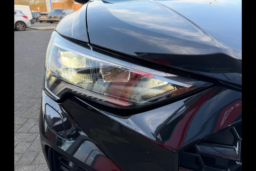 Audi RSQ3 Sportback TFSI Panorama / Led / Lane assist