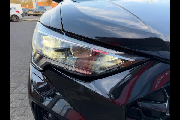 Audi RSQ3 Sportback TFSI Panorama / Led / Lane assist