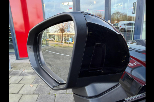 Audi RSQ3 Sportback TFSI Panorama / Led / Lane assist