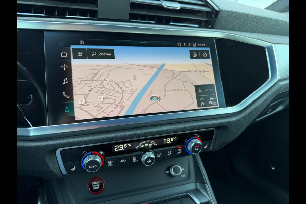 Audi RSQ3 Sportback TFSI Panorama / Led / Lane assist