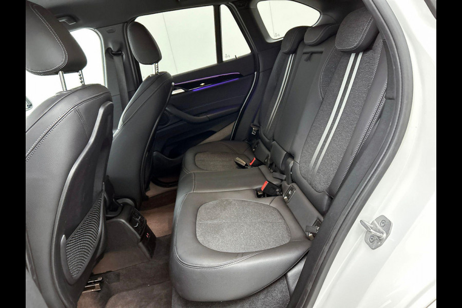 BMW X1 xDrive25e Exe. 221PK M Sport PLUG-In NAV | TREKHAAK | SFEERVERLICHTING