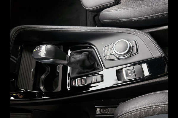 BMW X1 xDrive25e Exe. 221PK M Sport PLUG-In NAV | TREKHAAK | SFEERVERLICHTING
