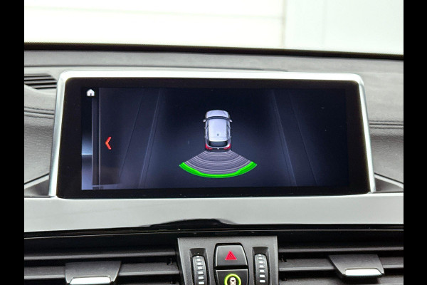 BMW X1 xDrive25e Exe. 221PK M Sport PLUG-In NAV | TREKHAAK | SFEERVERLICHTING