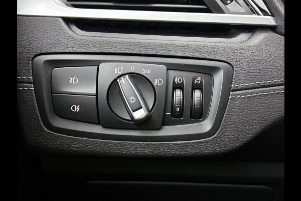BMW X1 xDrive25e Exe. 221PK M Sport PLUG-In NAV | TREKHAAK | SFEERVERLICHTING