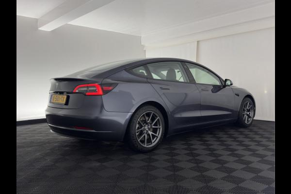 Tesla Model 3 Standard RWD Plus 60 kWh [ 3-Fase ] (INCL-BTW) Aut. *PANO | AUTO-PILOT | LEATHER | KEYLESS | FULL-LED | MEMORY-PACK | TOP-VIEW | DAB | CARPLAY | DIGI-COCKPIT | LANE-ASSIST | COMFORT-SEATS | 18"ALU*