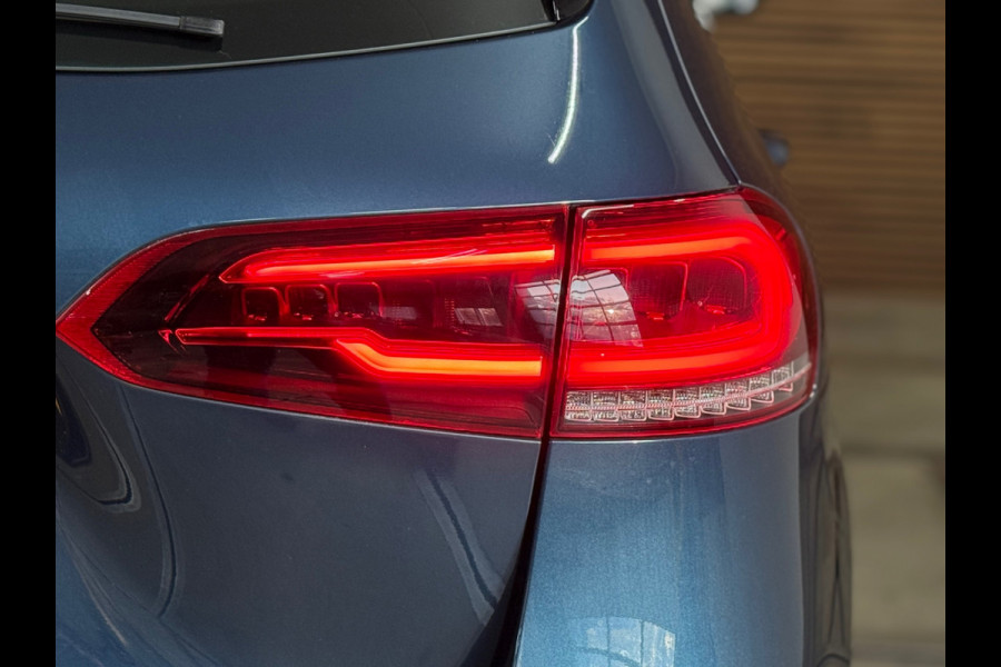 Mercedes-Benz B-Klasse 180 Business Solution AMG | Pano | Alcantara | 18' inch | DAB | Navigatie | Camera