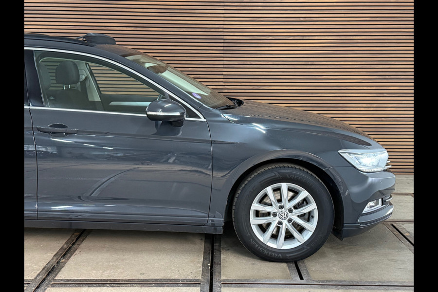 Volkswagen Passat Variant 1.4 TSI ACT Highline | Pano | Navi | Massagestoel | Camera | LED | Adaptive Cruise