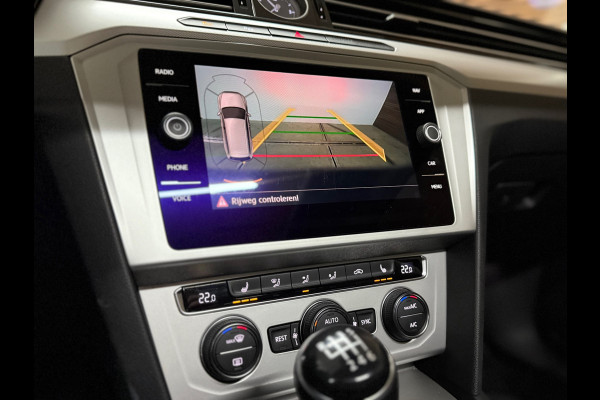 Volkswagen Passat Variant 1.4 TSI ACT Highline | Pano | Navi | Massagestoel | Camera | LED | Adaptive Cruise