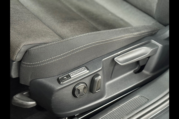 Volkswagen Passat Variant 1.4 TSI ACT Highline | Pano | Navi | Massagestoel | Camera | LED | Adaptive Cruise