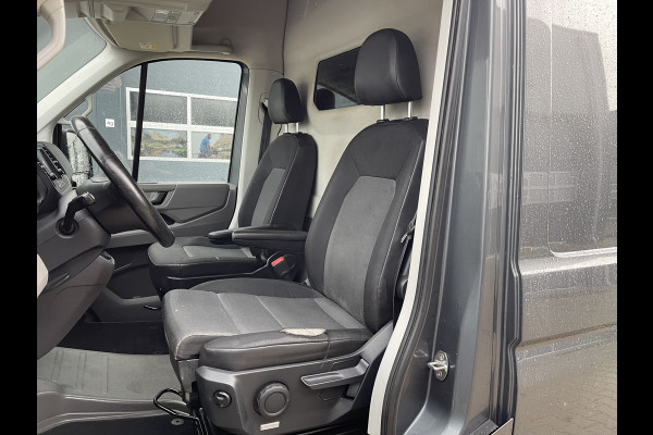 Volkswagen Crafter 35 2.0 TDI 140pk automaat L3H3 ( voorheen L2H2 ) Trendline / vaste prijs rijklaar € 16.950 ex btw / lease vanaf € 285 / grijs metallic / airco / cruise / pdc rondom / trekhaak / imperial