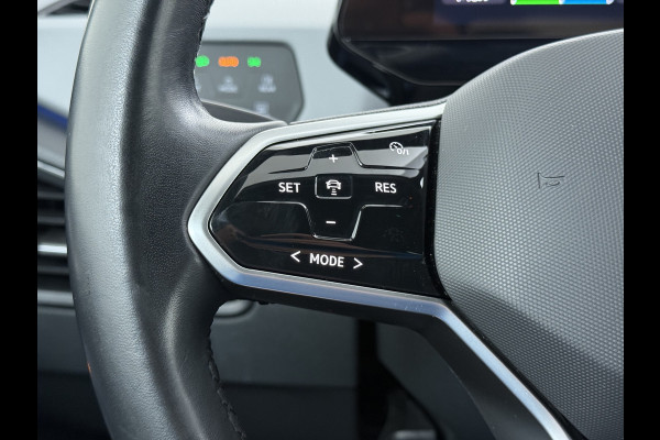 Volkswagen ID.3 First Plus 58kWh Navi-Pro Adap.Cruise Camera Lmv 19" Ecc Apple Carplay Android Auto SOH 92% Stoel+Stuurverwarming Matrix led Privacy Glas Keyless Rijstrooksensor Origineel Nederlandse Auto