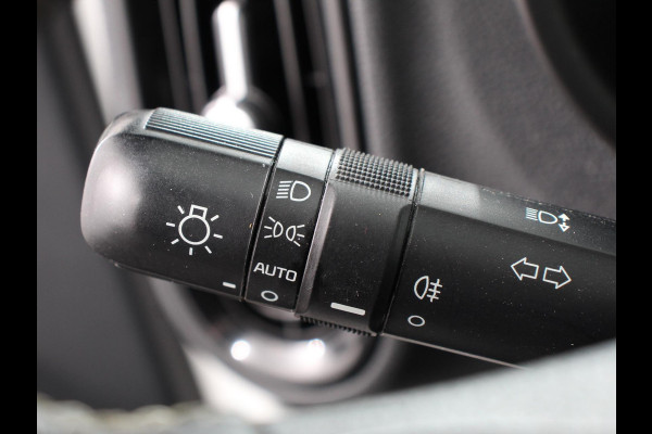 Kia Picanto 1.0 DPi Automaat DynamicLine | Navigatie | Apple Carplay/Android Auto | Airco | Camera | DAB | Lichtmetalen velgen | Bluetooth | Cruise Control