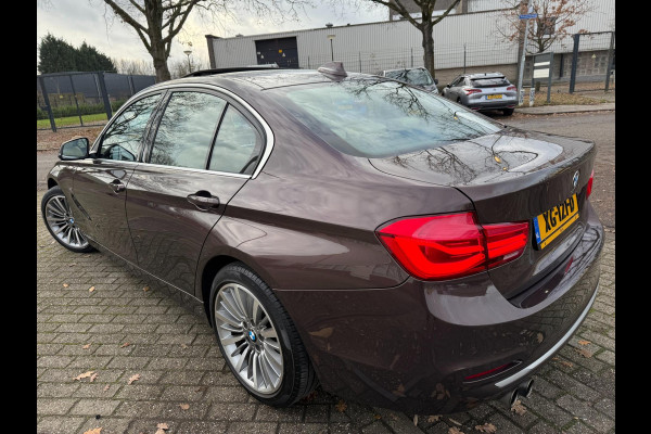 BMW 3-serie 320i 2019 Luxury Edition INDIVIDUAL DAKRAAM LEDER 1e-EIG NAP