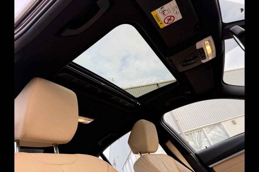BMW 3-serie 320i 2019 Luxury Edition INDIVIDUAL DAKRAAM LEDER 1e-EIG NAP