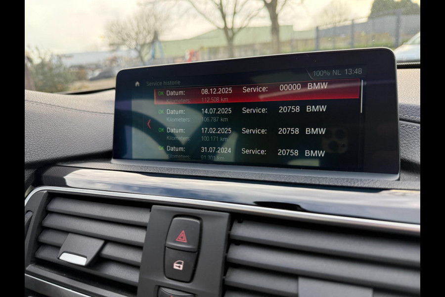 BMW 3-serie 320i 2019 Luxury Edition INDIVIDUAL DAKRAAM LEDER 1e-EIG NAP