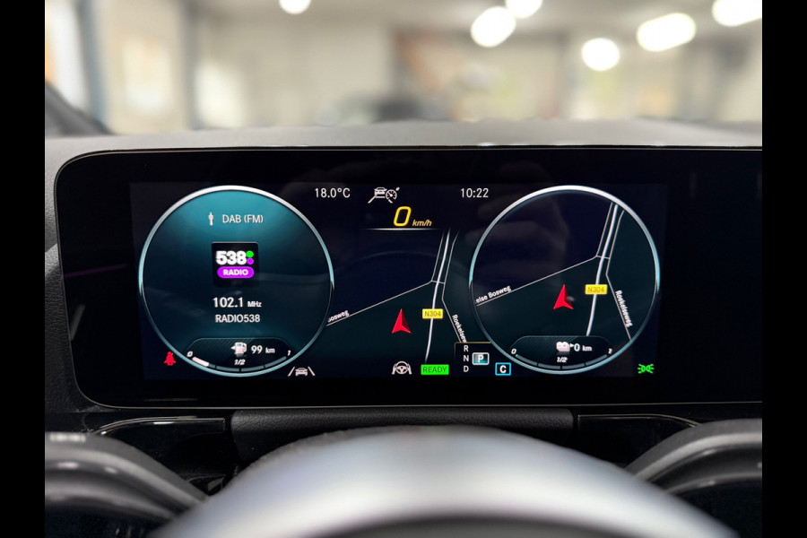 Mercedes-Benz B-Klasse 250 e Bus. Solution AMG Limited | Pano | Elektr stoelen + memory | Sfeer | Widescreen | LED Matrix | Camera