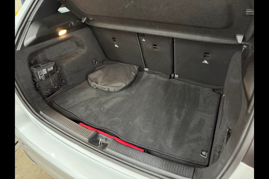 Mercedes-Benz B-Klasse 250 e Bus. Solution AMG Limited | Pano | Elektr stoelen + memory | Sfeer | Widescreen | LED Matrix | Camera