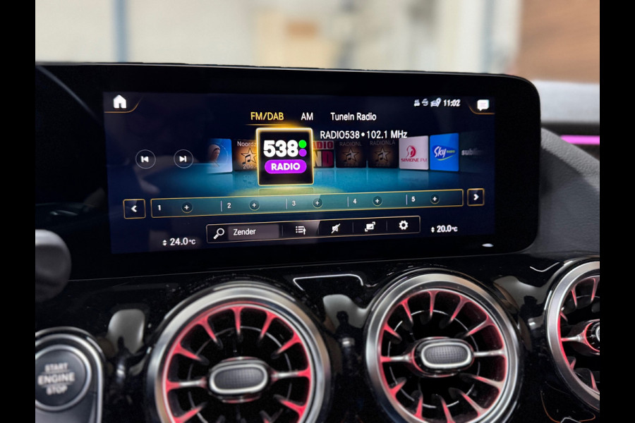 Mercedes-Benz B-Klasse 250 e Bus. Solution AMG Limited | Pano | Elektr stoelen + memory | Sfeer | Widescreen | LED Matrix | Camera