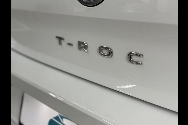 Volkswagen T-Roc 1.5 TSI Sport Business R | Pano | LED | Elektrische kofferklep | 18Inch | Winterpakket | Adaptieve Cruise