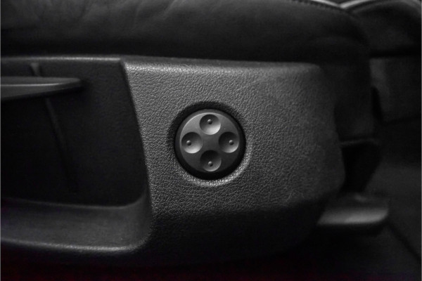 Audi A6 Avant 1.8 TFSI Ultra S line Edition Pano ACC Camera 20"